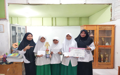 TIM CERDAS CERMAT PAI MI TERPADU BERKAH SABET JUARA 2